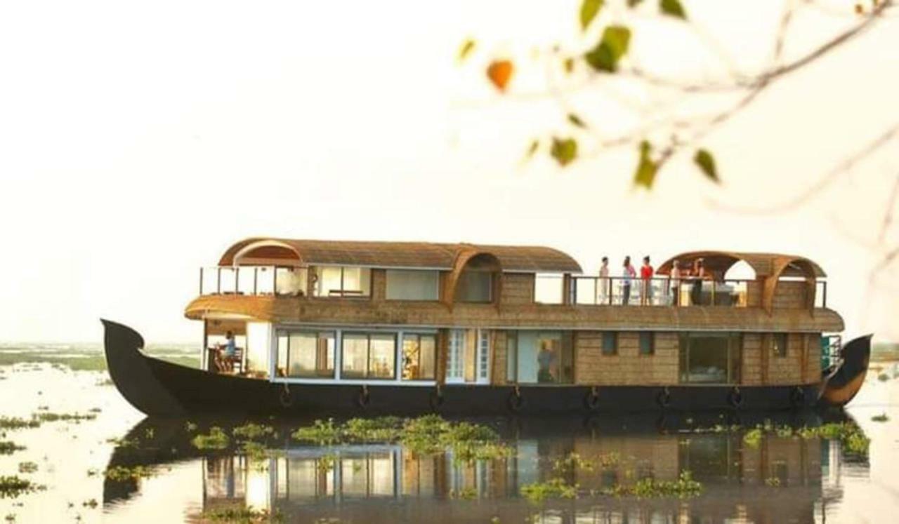 Cosy Premium Houseboats Hotel Alappuzha Exterior photo