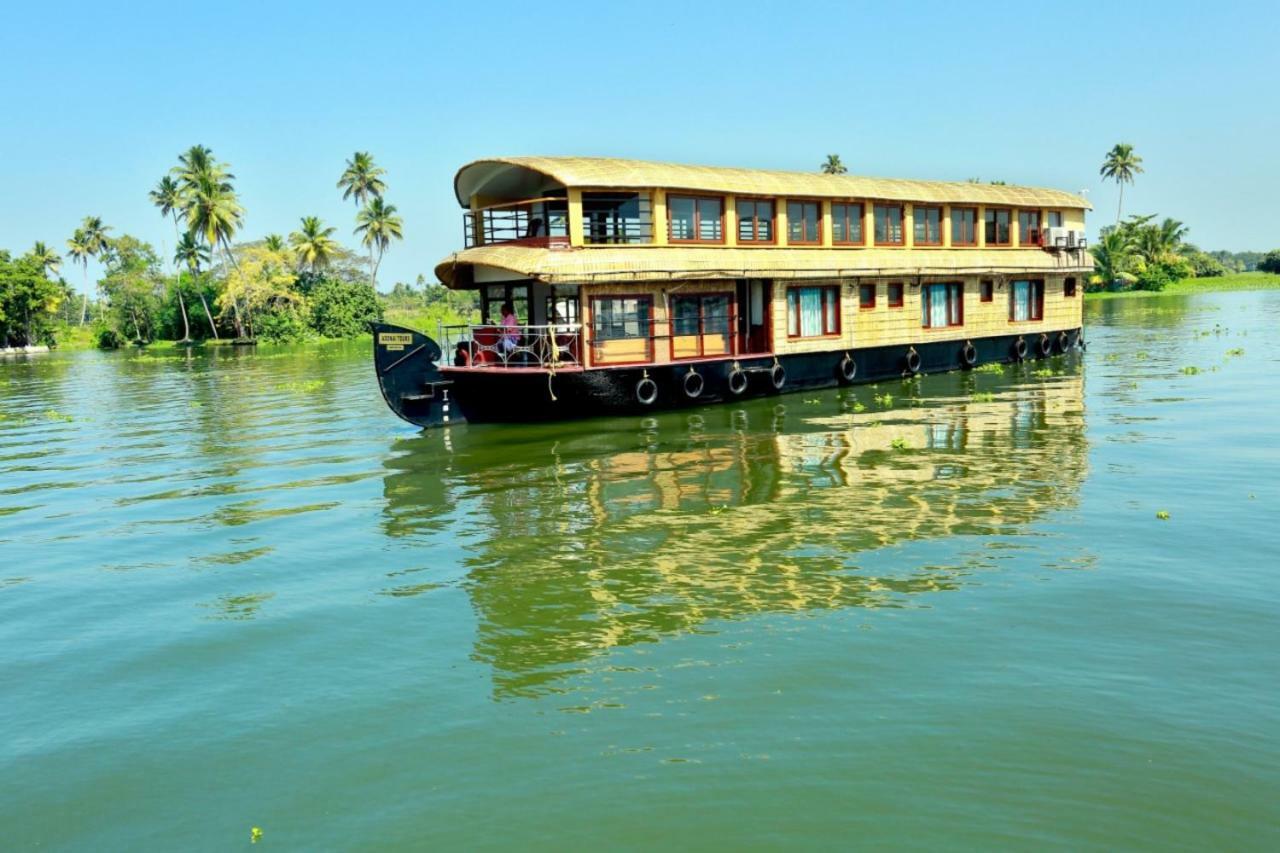 Cosy Premium Houseboats Hotel Alappuzha Exterior photo