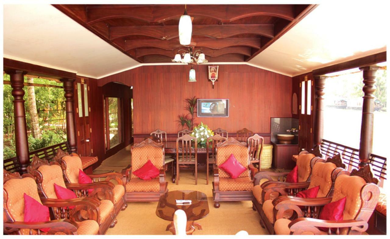 Cosy Premium Houseboats Hotel Alappuzha Exterior photo